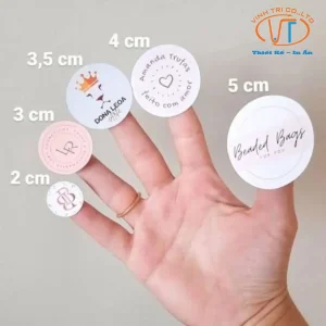 Decal giấy có nhiều kích cỡ