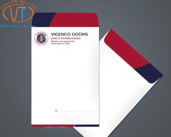 Mẫu bao thư trắng A4 có phần nắp mở màu đỏ, hình chữ nhật đứng với phần logo nổi bật