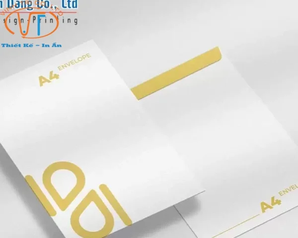 Mẫu bao thư A4 màu trắng với phần họa tiết trang trí màu vàng