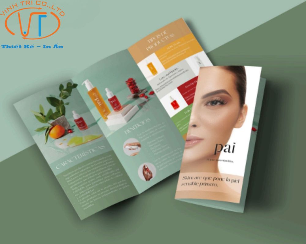 Mẫu brochure kem dưỡng da với tông màu xanh lá, phù hợp với phong cách thuần chay của thương hiệu