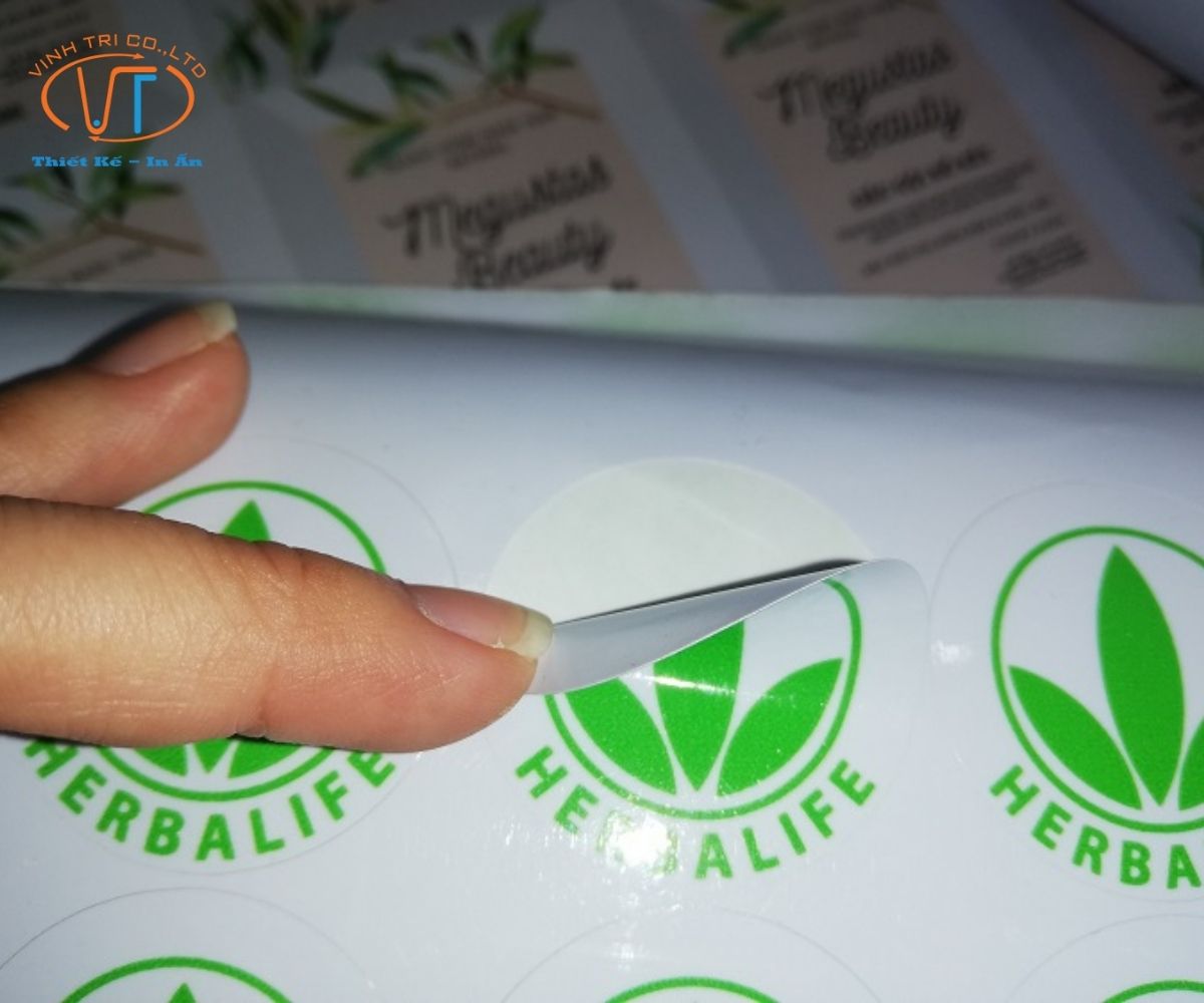 Decal nhựa sữa
