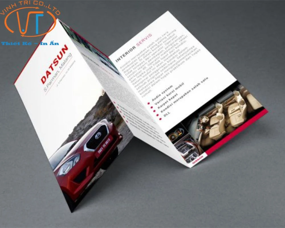 Mậu brochure gấp 3 dạng Z - Fold giới thiệu xe