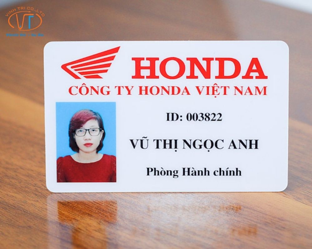 Thẻ từ nhân viên của công ty Honda