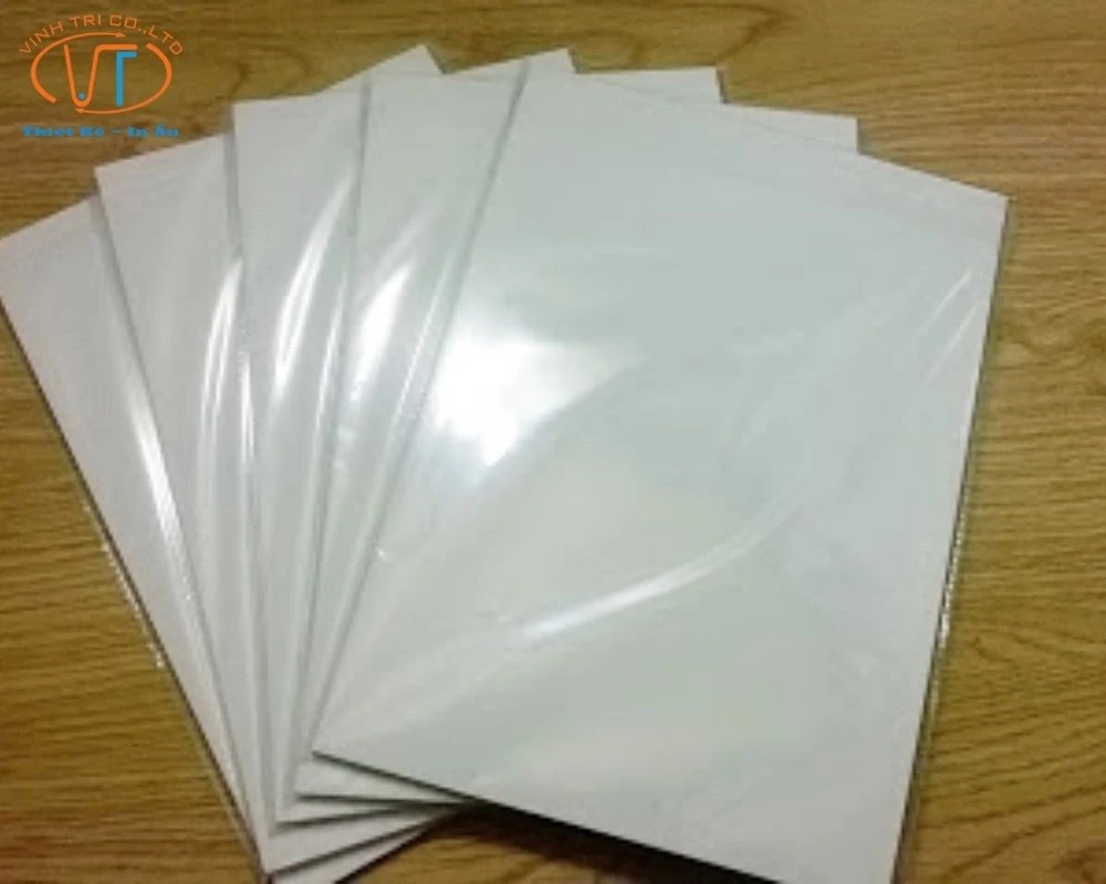 Giấy decal nhựa