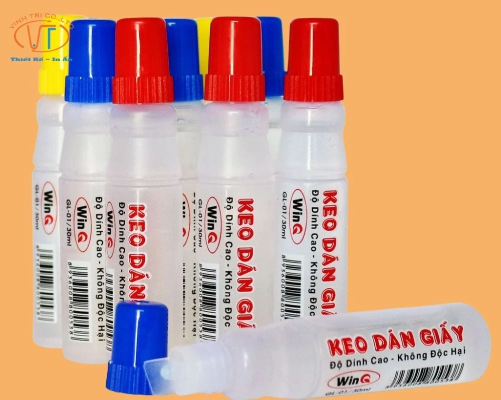 Keo dán dạng nước