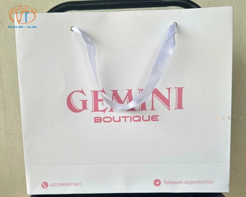 Mẫu túi giấy thương hiệu Gemini dây lụa trắng