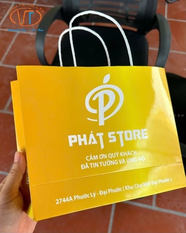 Túi giấy ivory của cửa hàng Phát Store