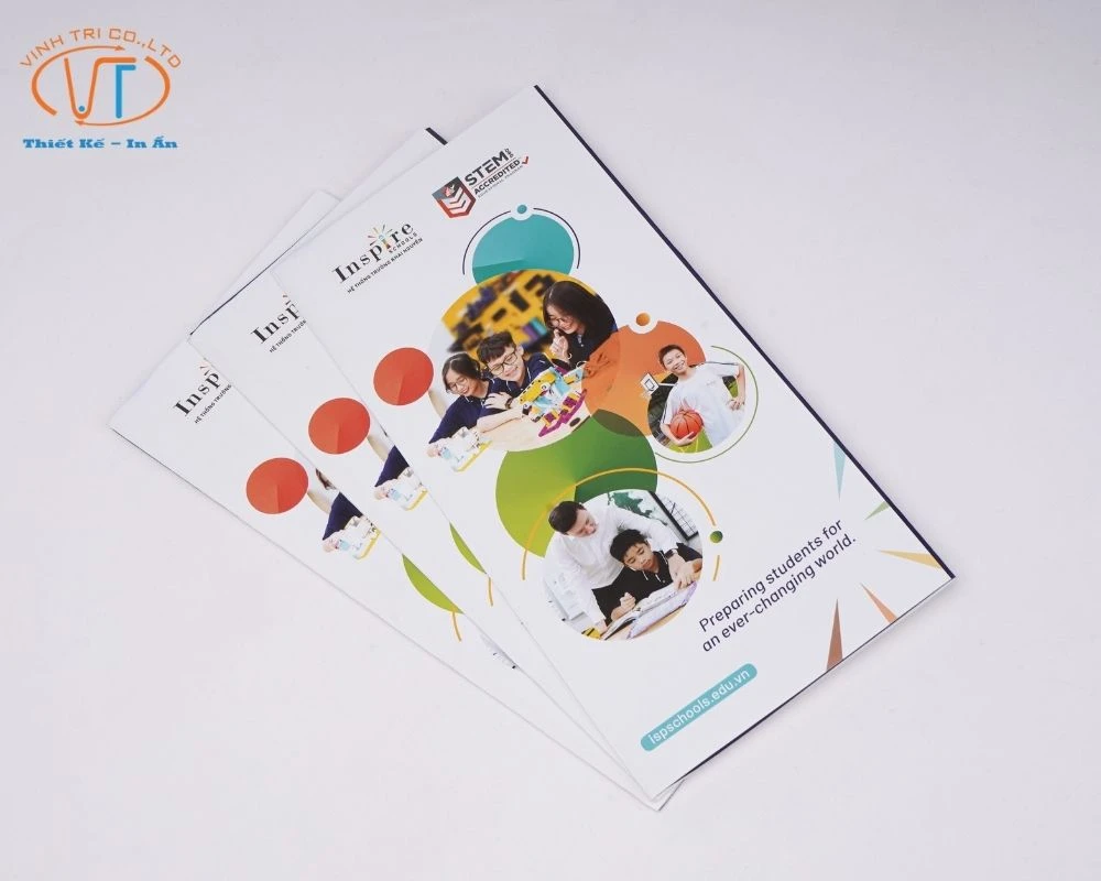 Mẫu brochure giới thiệu trường học