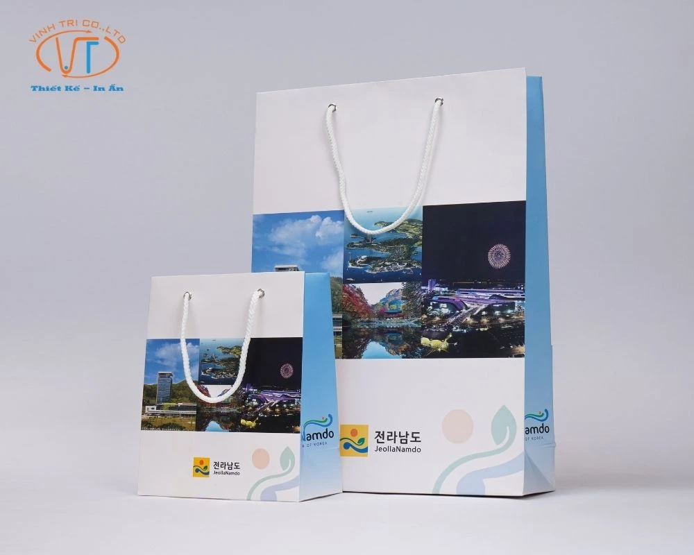 Túi giấy cán màng in họa tiết đất nước Hàn Quốc