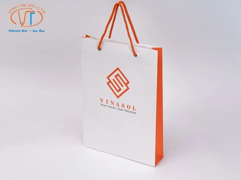 Túi giấy dây đỏ dạng đứng