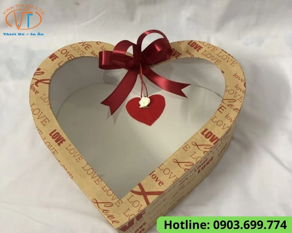 Hộp quà trái tim có tấm gương
