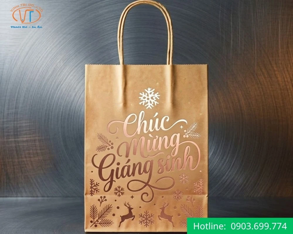 Túi giấy giáng sinh in ép kim có dòng chữ Chúc mừng giáng sinh
