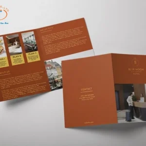 Mẫu brochure khách sạn có tông màu đỏ nổi bật